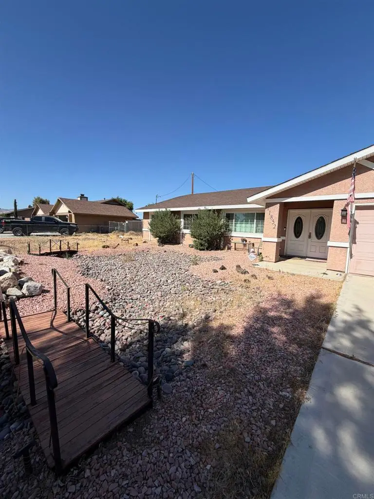 11852 Jamacha Rd, Apple Valley, CA 92308 - #1