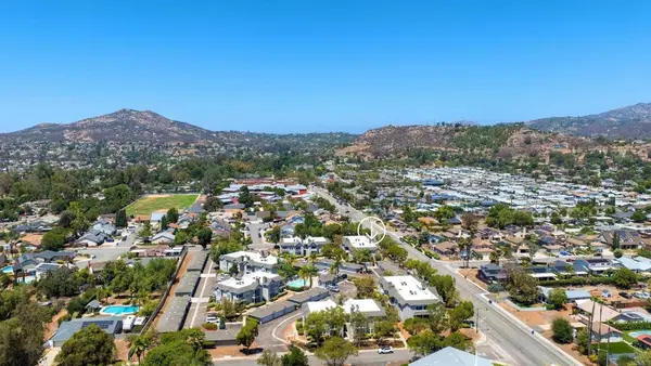 13834 Midland Rd, Poway, CA 92064