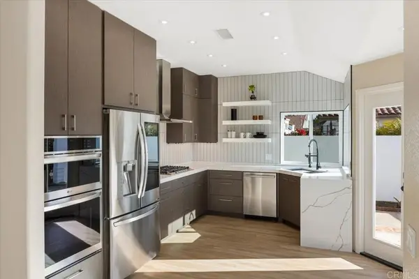 4925 Icaria Way, Oceanside, CA 92056
