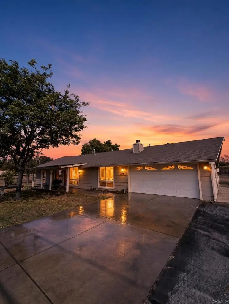 2238 Kelly Avenue, Ramona, CA 92065 - #2
