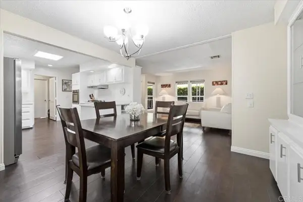 276 N El Camino Real #220, Oceanside, CA 92058