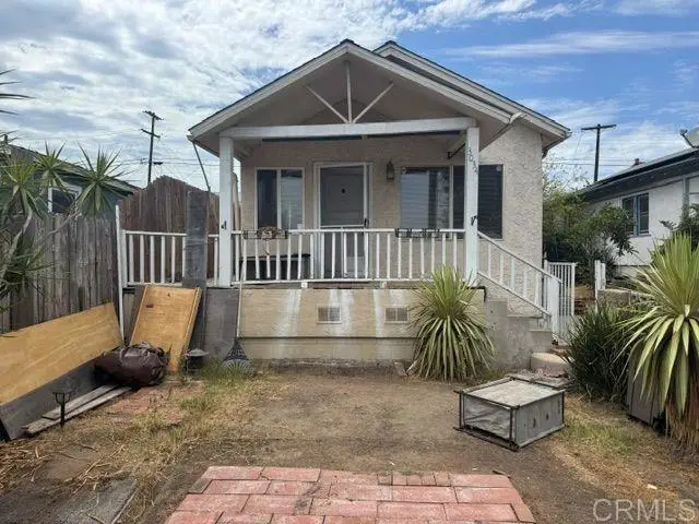 3034 Menlo Ave, San Diego, CA 92105 - #2