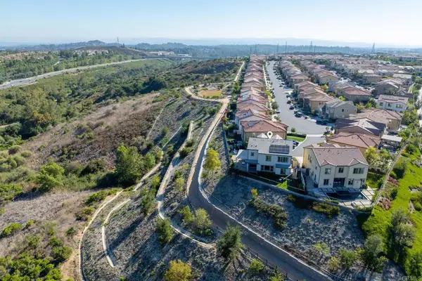 1832 Aliso Canyon Dr, Lake Forest, CA 92610