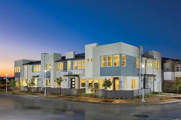 570 Spindle Way, San Marcos, CA 92078
