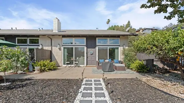 3404 Oak Cliff Drive #5, Fallbrook, CA 92028