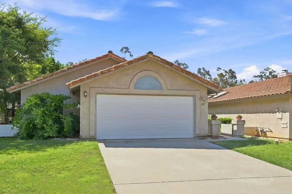807 Cleveland Avenue, Escondido, CA 92026 - #1