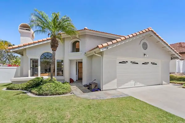 714 Poinsettia Park S, Encinitas, CA 92024
