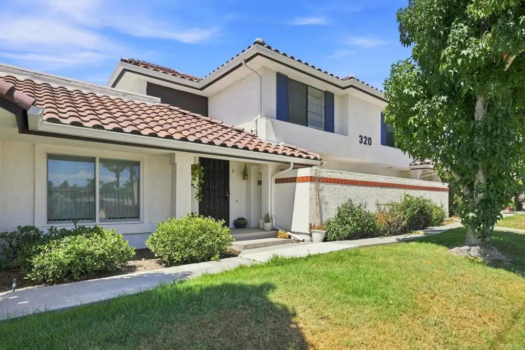 320 Grapevine Rd #102, Vista, CA 92083 - #1