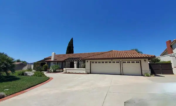 2313 Eucalyptus Avenue, Escondido, CA 92029