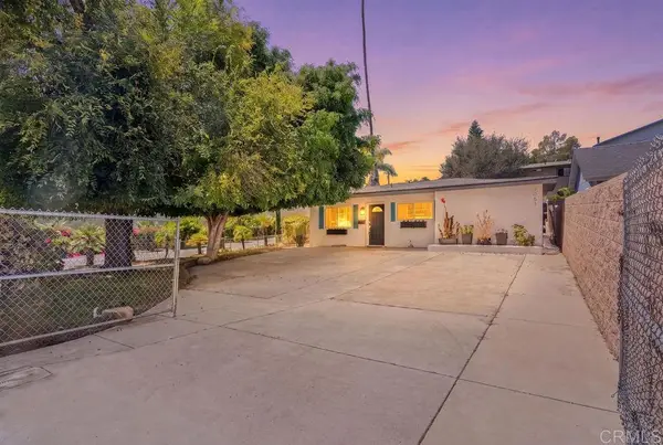 1061 Old Stage Road, Fallbrook, CA 92028