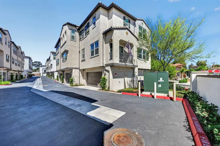 402 Carina Glen, Escondido, CA 92029 - #2