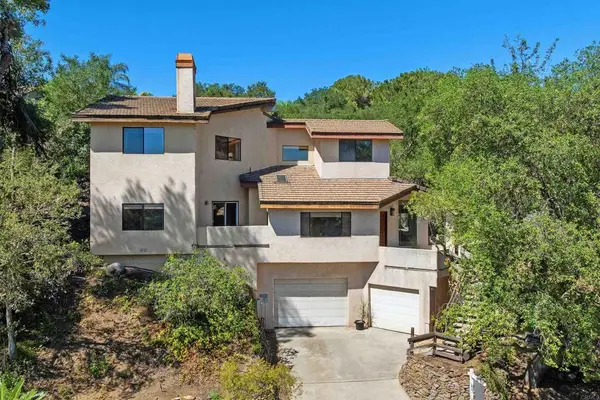28338 Meadow Glen Way W, Escondido, CA 92026