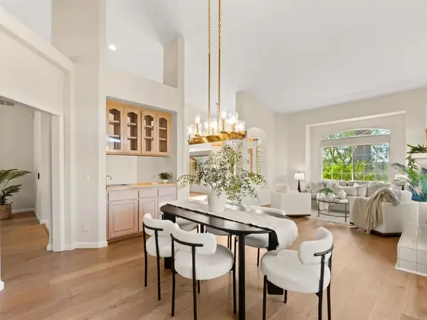 1978 Sorrentino Drive, Escondido, CA 92025
