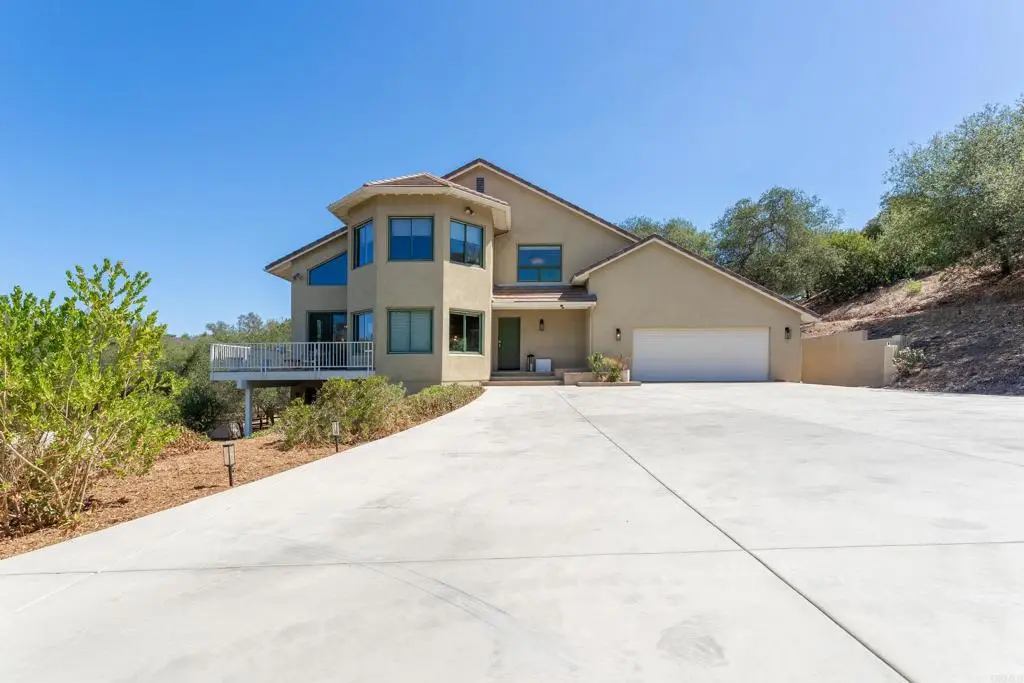 26285 Calle De Encinas, Valley Center, CA 92082 - #1