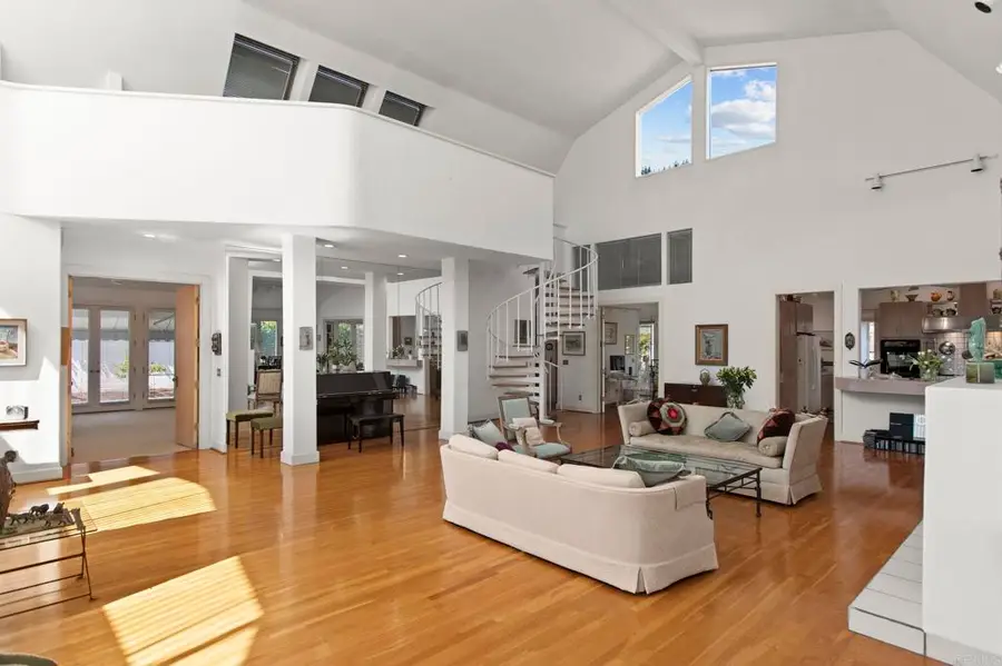 350 Mesa Way, La Jolla, CA 92037 - #2