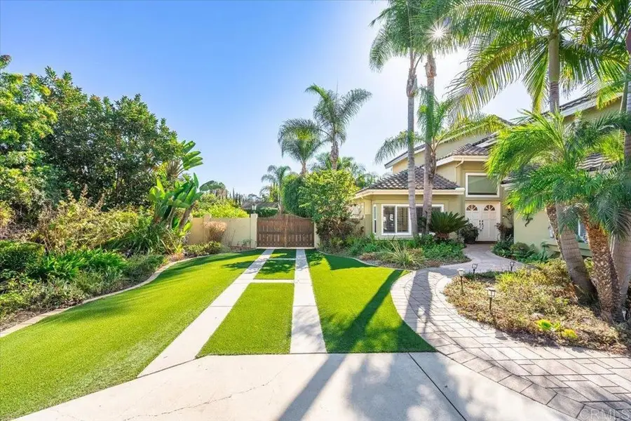 654 Cantara Ln, Vista, CA 92081 - #2