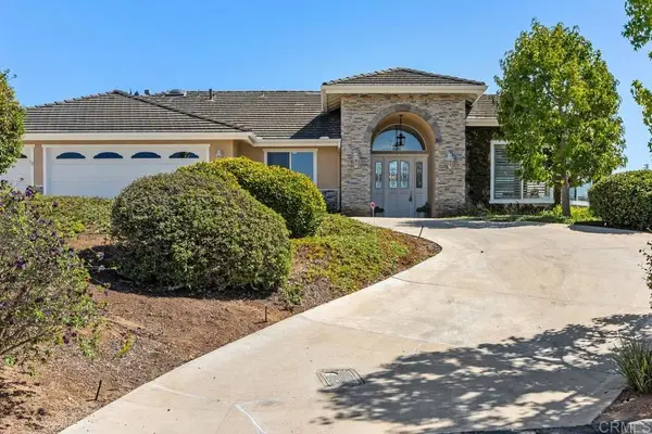 2286 Crest Hill Lane, Fallbrook, CA 92028