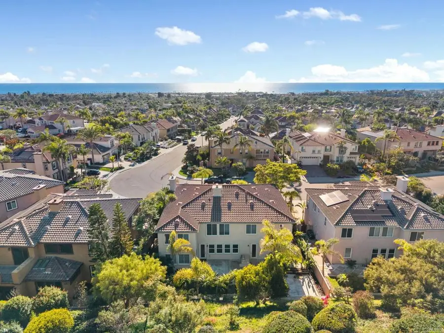 6584 Coneflower Drive, Carlsbad, CA 92011 - #3