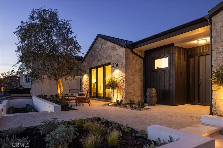 1524 Dolphin Terrace, Corona Del Mar, CA 92625 - Image #2