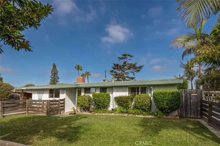 664 Ross Street, Costa Mesa, CA 92627 - Image #2