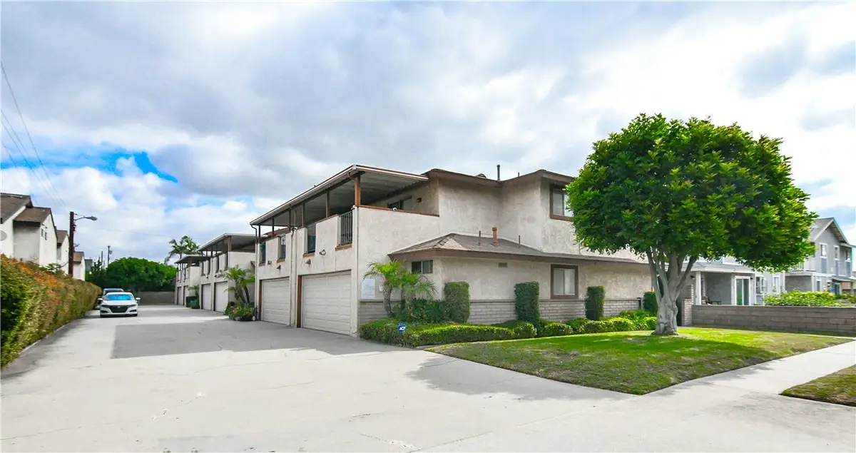 8105 Orange St, Downey, CA 90242 - Image #1