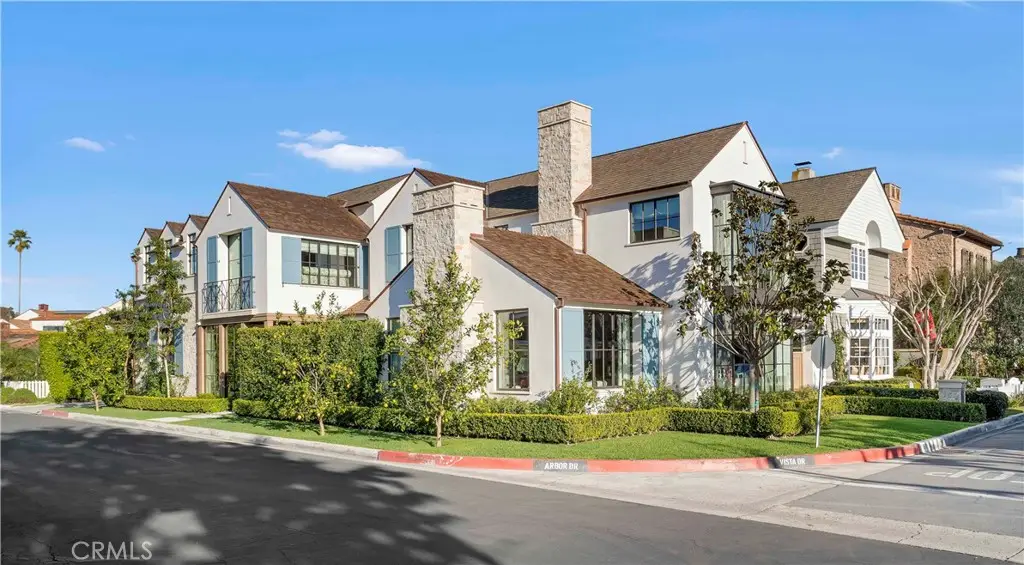 2571 Vista, Newport Beach, CA 92663 - #1