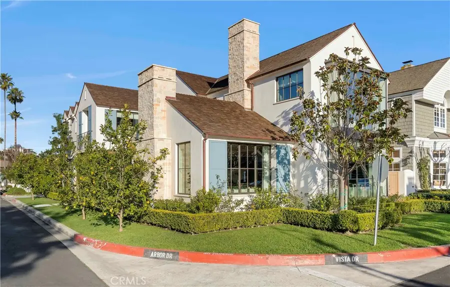 2571 Vista, Newport Beach, CA 92663 - #3