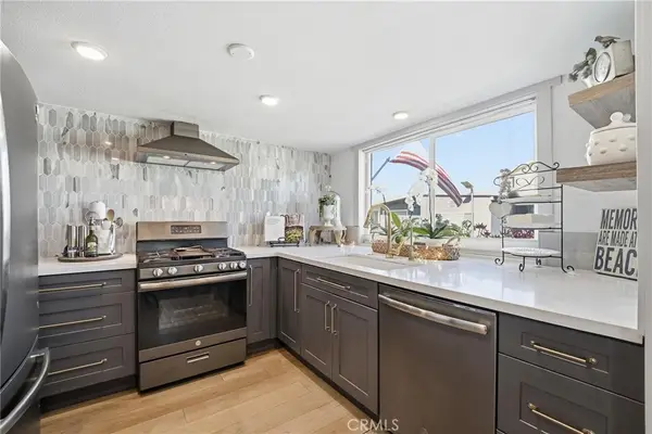 123 Yorktown, Newport Beach, CA 92660