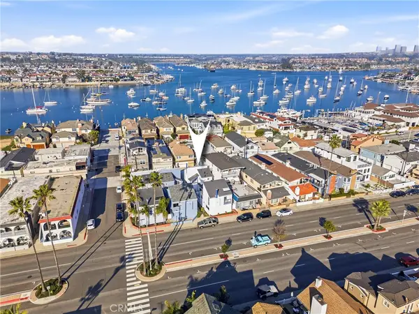 820 W Balboa Boulevard, Newport Beach, CA 92661