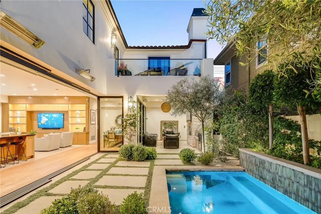 526 Riverside Avenue, Newport Beach, CA 92663 - #1