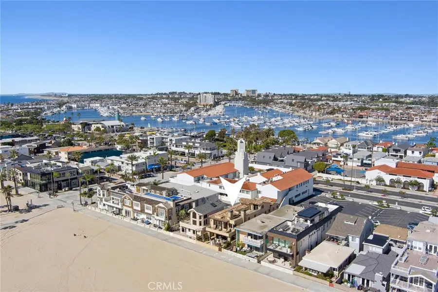 1414 W Oceanfront, Newport Beach, CA 92661 - #2