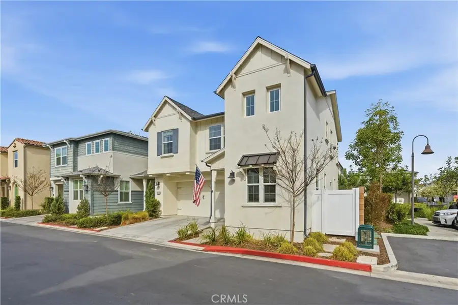 944 Tesla, Costa Mesa, CA 92626 - Image #2