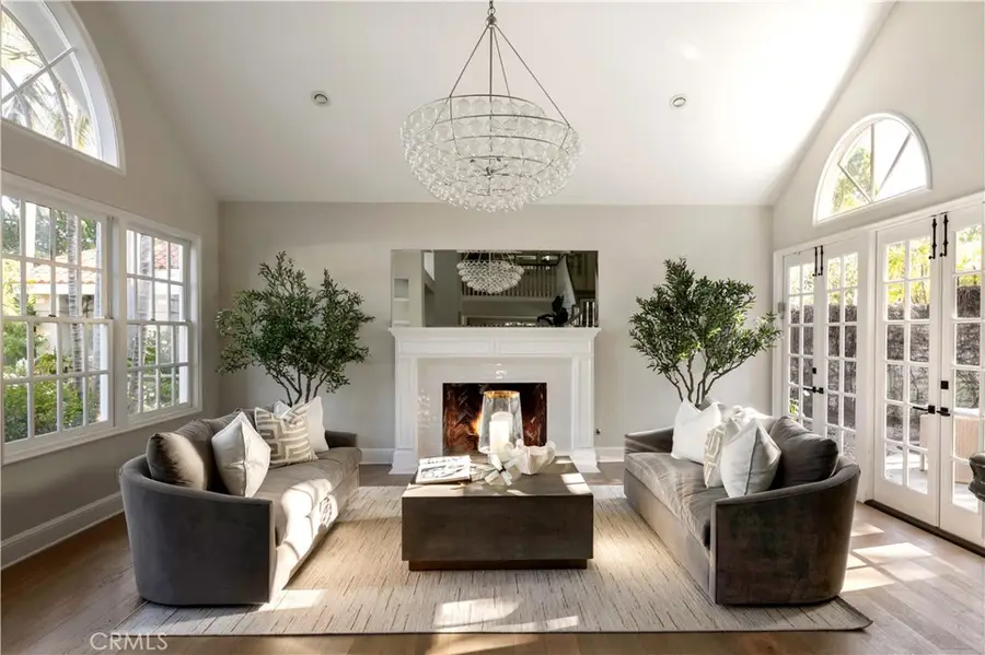 9 Huntington Court, Newport Beach, CA 92660 - #2