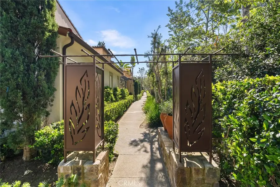 82 Bower Tree, Irvine, CA 92603 - #2