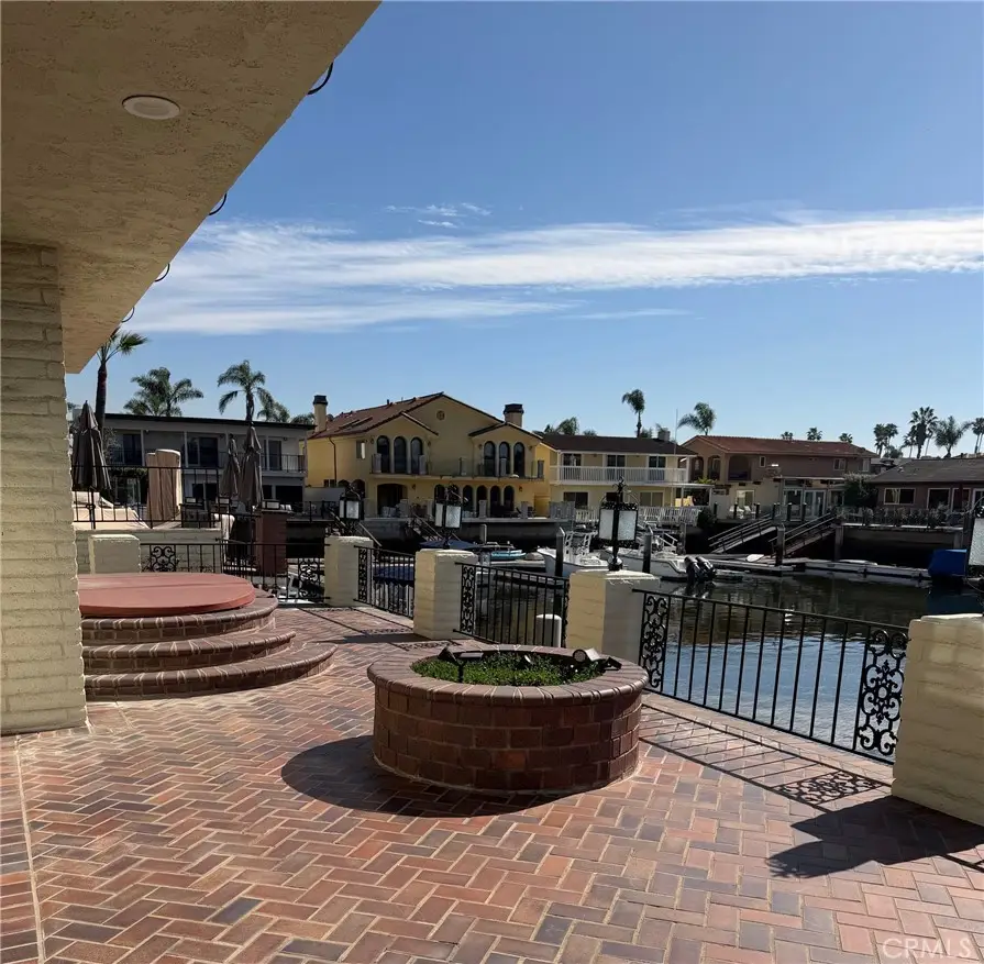 4042 Figaro Circle, Huntington Beach, CA 92649 - #3