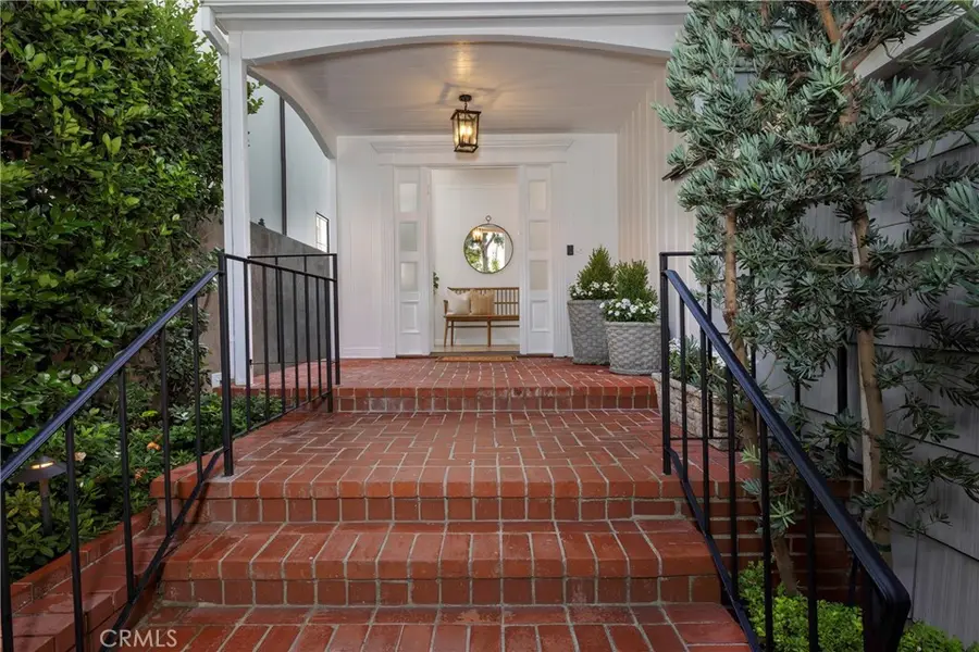 1516 E Ocean Front, Newport Beach, CA 92661 - #3