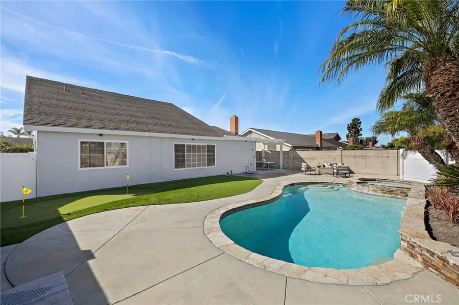 5711 Rogers Drive, Huntington Beach, CA 92649 - #2