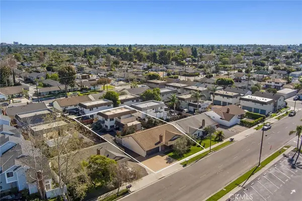 2048 Garden Lane, Costa Mesa, CA 92627