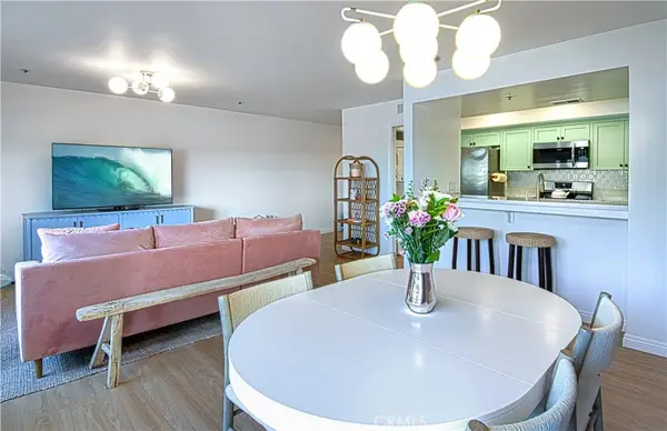 240 Nice Lane #102, Newport Beach, CA 92663