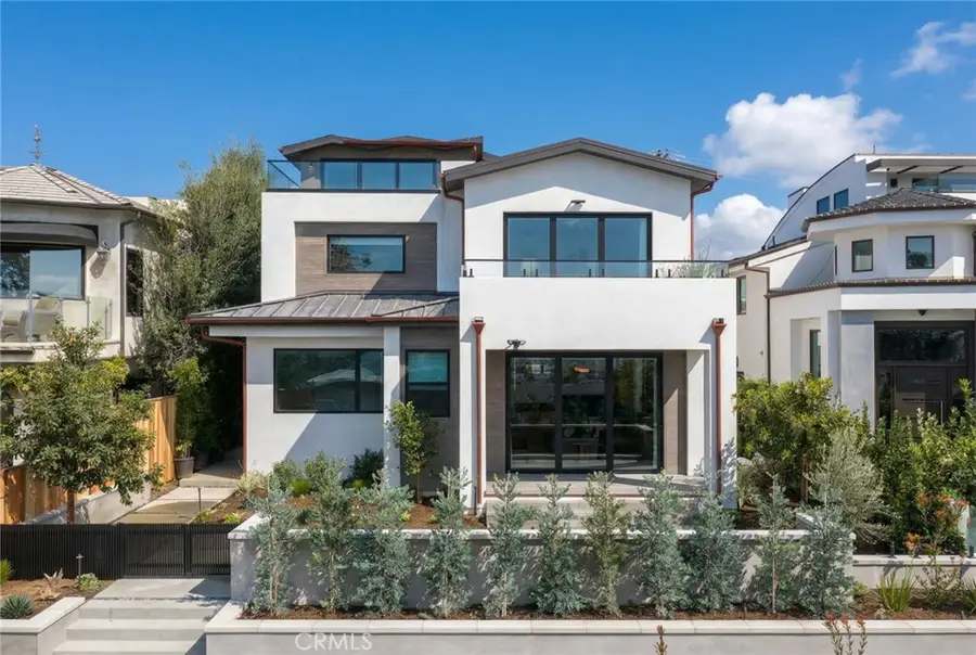 2212 Cliff Drive, Newport Beach, CA 92663 - #3