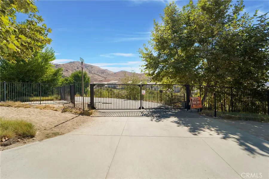 11085 Canyon Circle, Corona, CA 92883 - #2