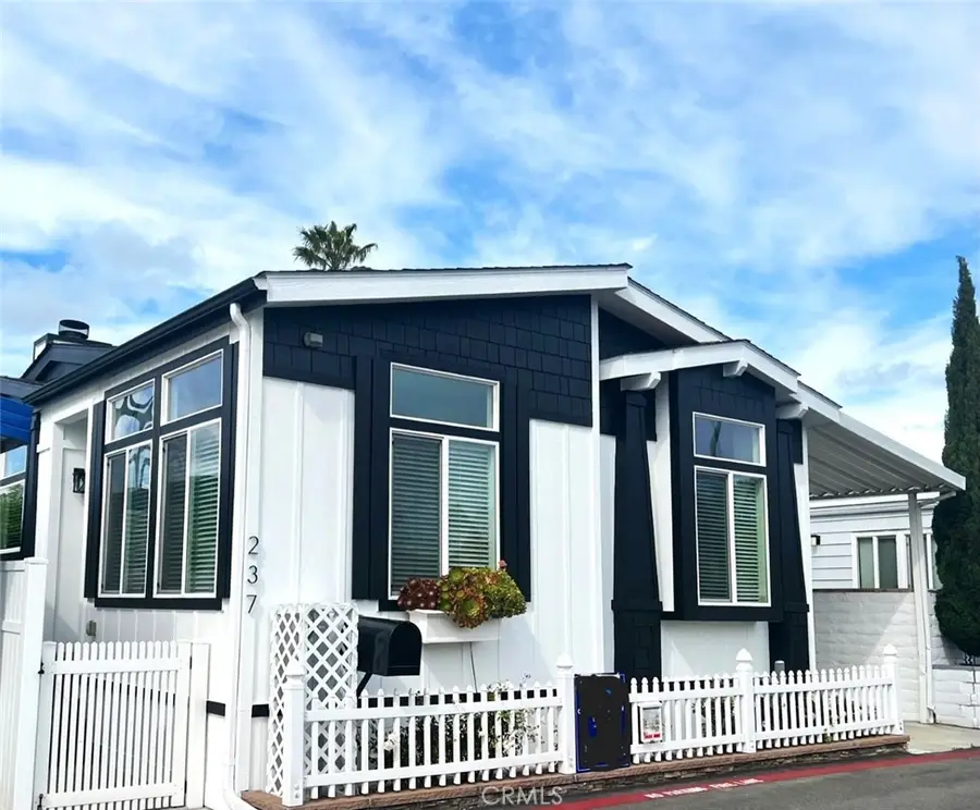 237 Plymouth Avenue, Newport Beach, CA 92660 - #2