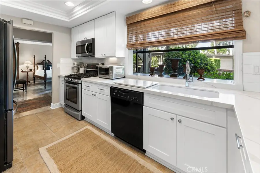 1 Cerrito, Irvine, CA 92612 - #3