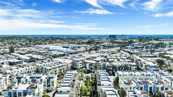 1658 Topanga, Costa Mesa, CA 92627