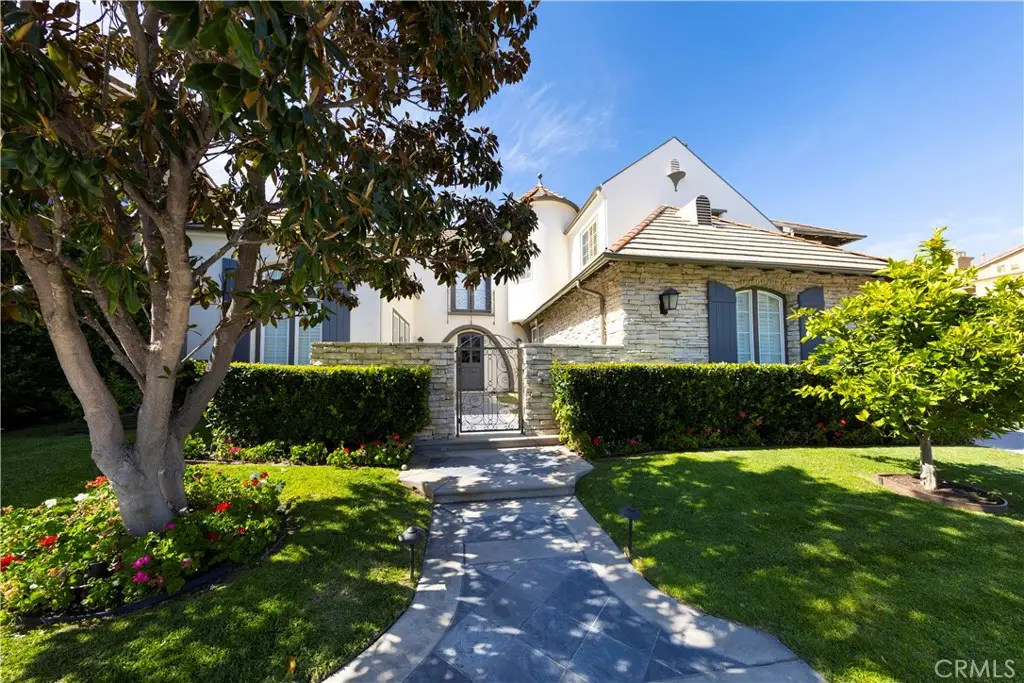 23 Cervantes, Newport Beach, CA 92660 - #1