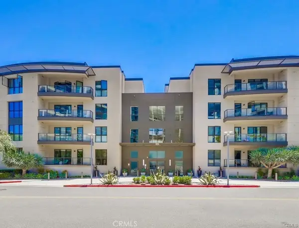 402 S Rockefeller #406, Irvine, CA 92612