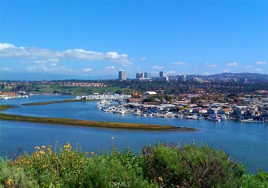 250 Mayflower, Newport Beach, CA 92660 - #2