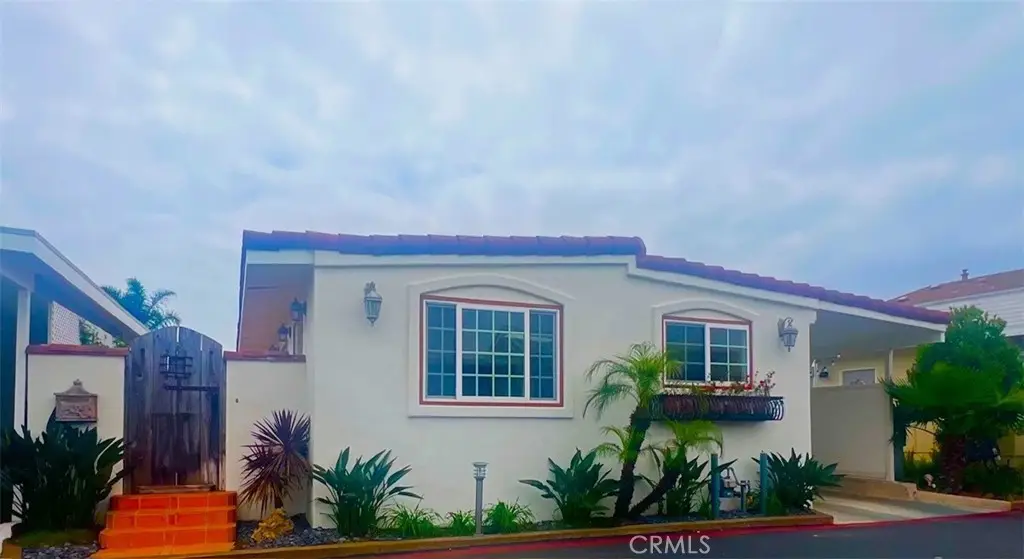 121 Yorktown, Newport Beach, CA 92660 - #1