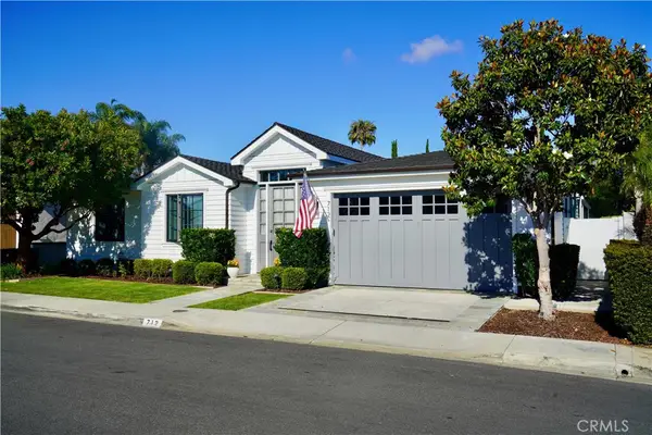 712 K Thanga, Corona Del Mar, CA 92625