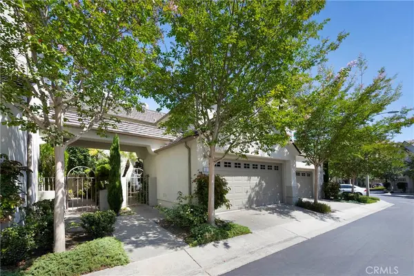 8 Longbourn Aisle, Irvine, CA 92603